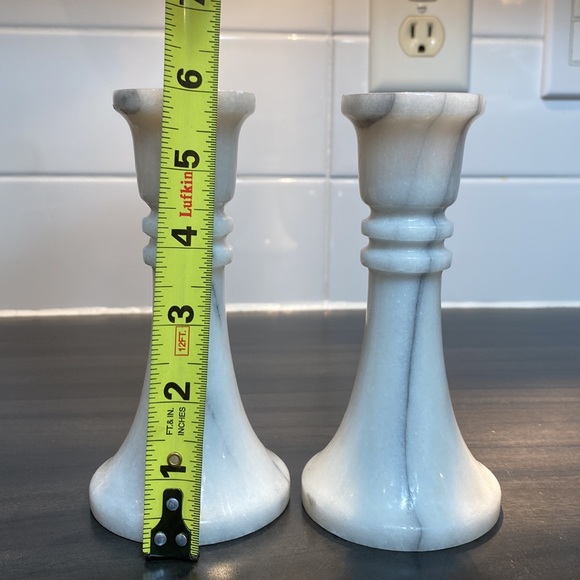 Beacon Hill Inc. Marble candlestick holders - Picture 5 of 12